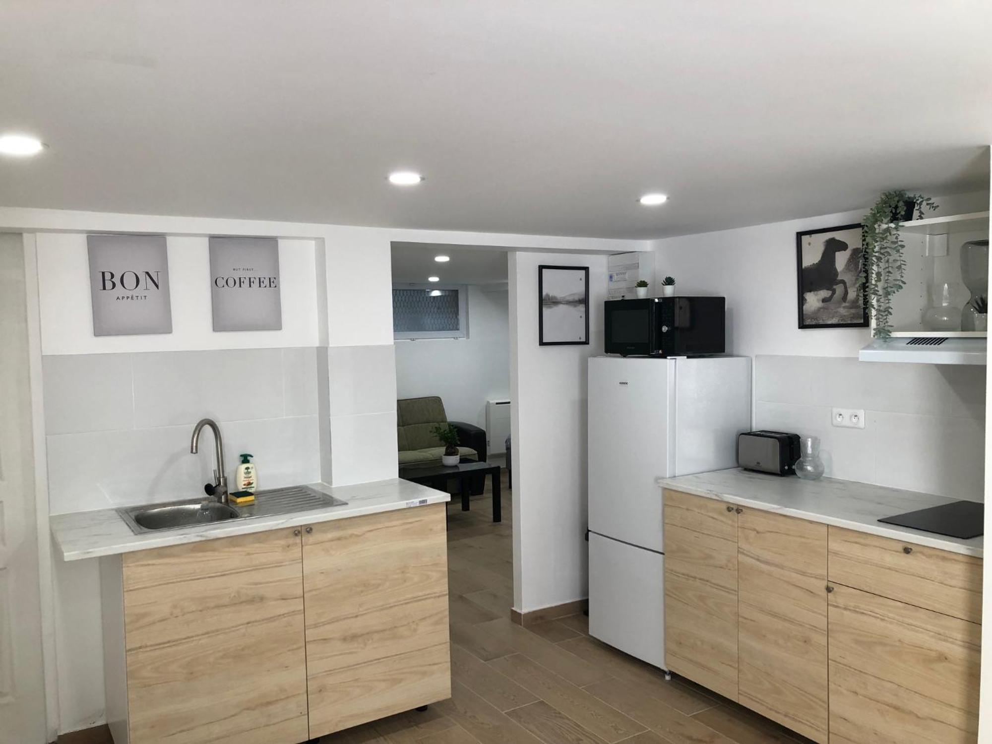 Grand F2 Confortable Saint-Denis  Exterior foto
